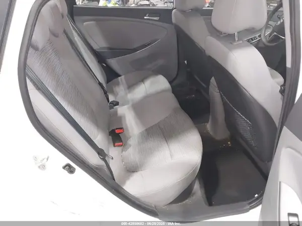 KMHCT4AE7HU299346 2017 HYUNDAI ACCENT - Image 8