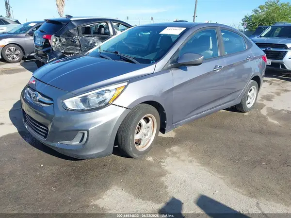 KMHCT4AE7HU299914 2017 HYUNDAI ACCENT - Image 2