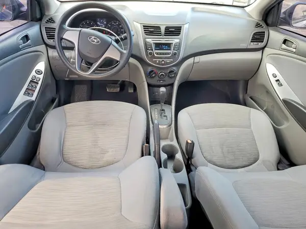 KMHCT4AE7HU300978 2017 HYUNDAI ACCENT - Image 8