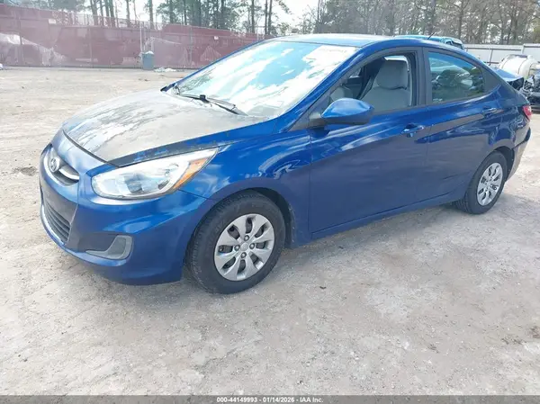 KMHCT4AE7HU308630 2017 HYUNDAI ACCENT - Image 2