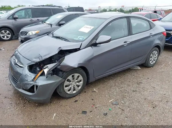 KMHCT4AE7HU314007 2017 HYUNDAI ACCENT - Image 2