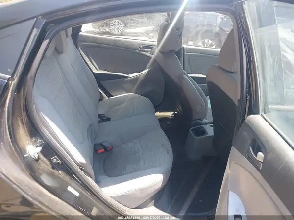 KMHCT4AE7HU321099 2017 HYUNDAI ACCENT - Image 8