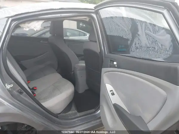 KMHCT4AE7HU322236 2017 HYUNDAI ACCENT - Image 8