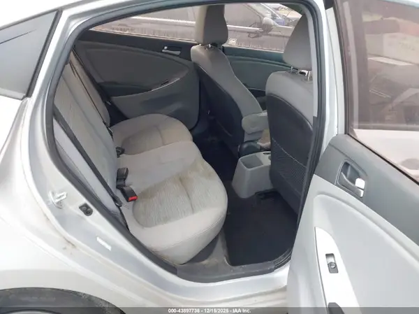 KMHCT4AE7HU345385 2017 HYUNDAI ACCENT - Image 8