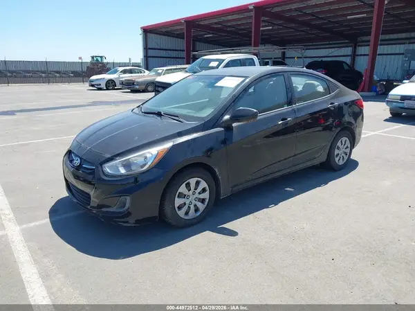 KMHCT4AE7HU350389 2017 HYUNDAI ACCENT - Image 2