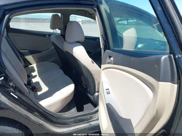 KMHCT4AE7HU350389 2017 HYUNDAI ACCENT - Image 8