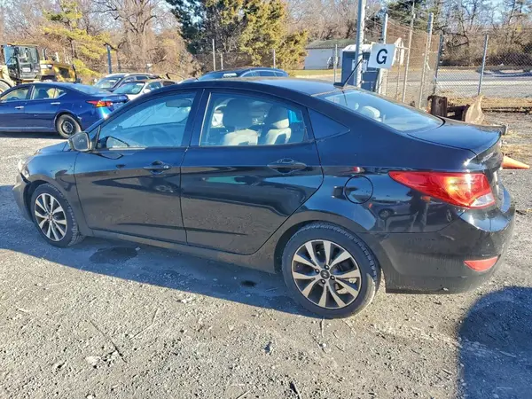 KMHCT4AE7HU355074 2017 HYUNDAI ACCENT - Image 2