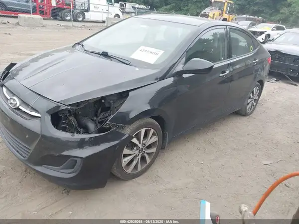 KMHCT4AE7HU357777 2017 HYUNDAI ACCENT - Image 2