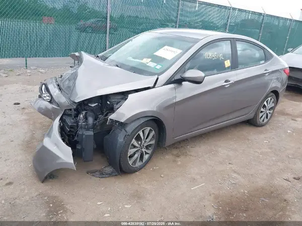 KMHCT4AE7HU361683 2017 HYUNDAI ACCENT - Image 2