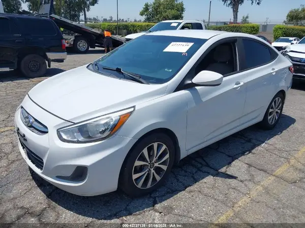 KMHCT4AE7HU363286 2017 HYUNDAI ACCENT - Image 2
