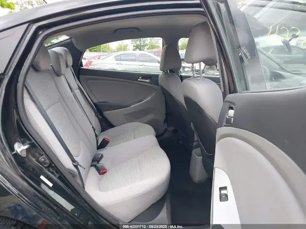 KMHCT4AE7HU363918 2017 HYUNDAI ACCENT - Image 8