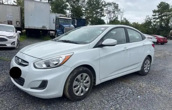 KMHCT4AE7HU368164 2017 HYUNDAI ACCENT - Image 2