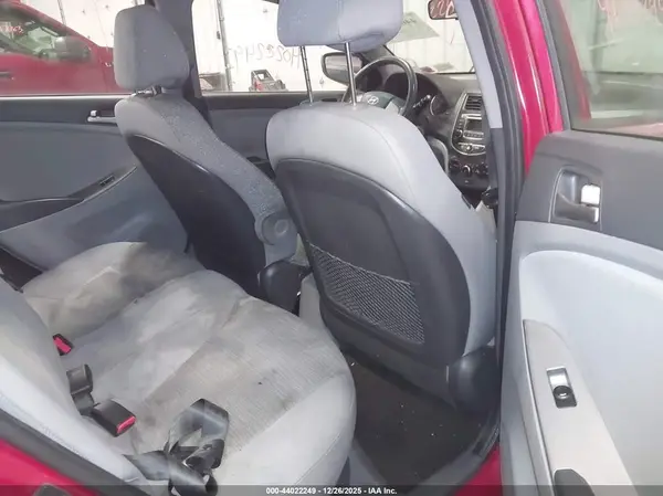 KMHCT4AE7HU381769 2017 HYUNDAI ACCENT - Image 8