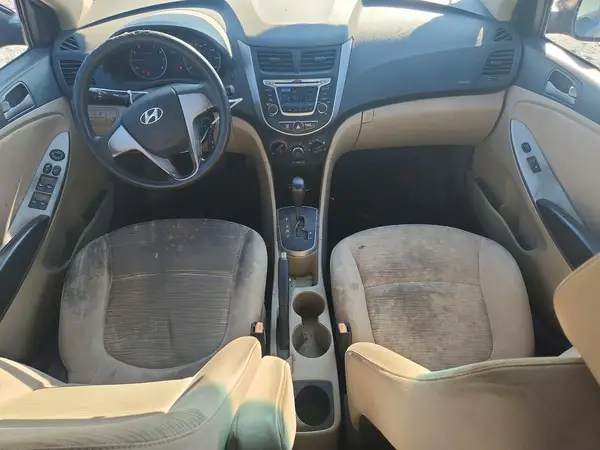 KMHCT4AE8GU003927 2016 HYUNDAI ACCENT - Image 8