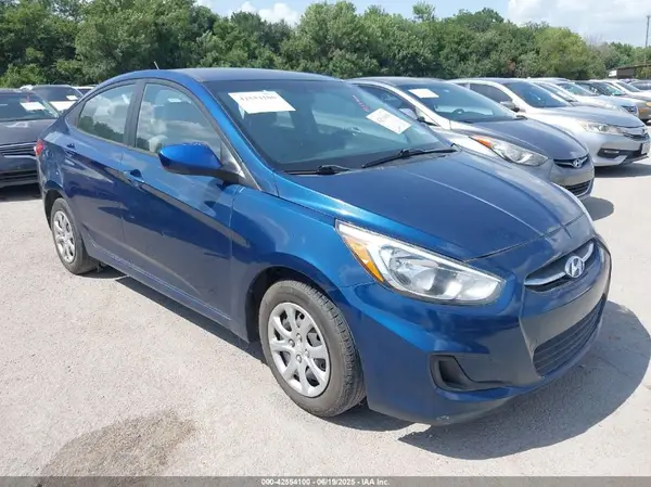 KMHCT4AE8GU004589 2016 HYUNDAI ACCENT - Image 1