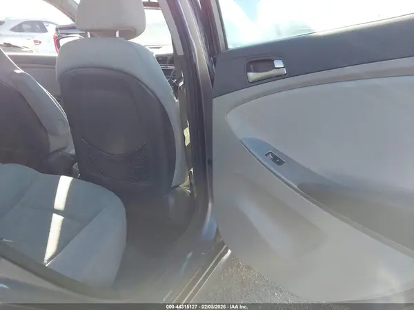 KMHCT4AE8GU007363 2016 HYUNDAI ACCENT - Image 8