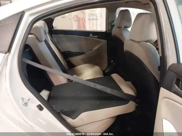 KMHCT4AE8GU014152 2016 HYUNDAI ACCENT - Image 8