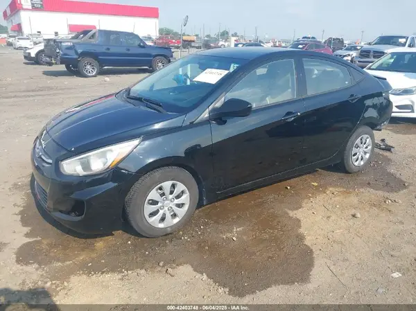 KMHCT4AE8GU014426 2016 HYUNDAI ACCENT - Image 2