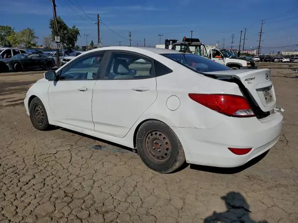KMHCT4AE8GU018492 2016 HYUNDAI ACCENT - Image 2