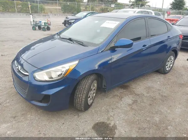 KMHCT4AE8GU033350 2016 HYUNDAI ACCENT - Image 2