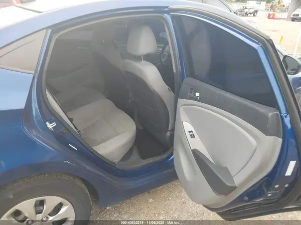 KMHCT4AE8GU033350 2016 HYUNDAI ACCENT - Image 8