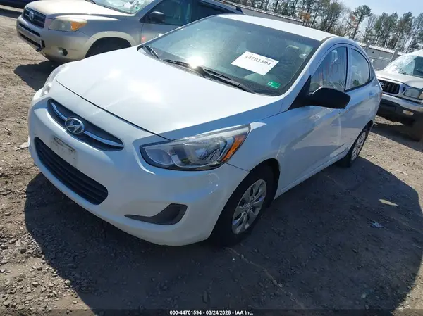 KMHCT4AE8GU044946 2016 HYUNDAI ACCENT - Image 2