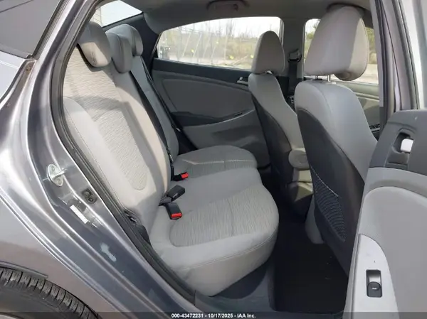 KMHCT4AE8GU051783 2016 HYUNDAI ACCENT - Image 8