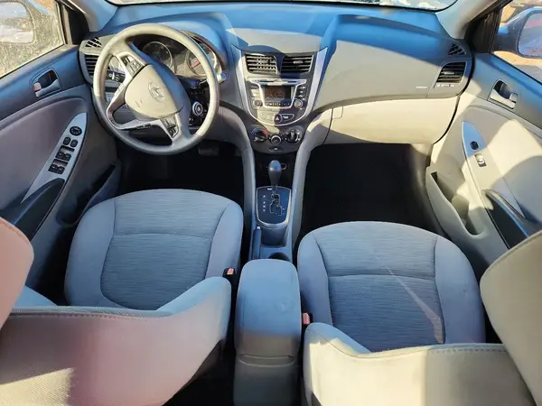 KMHCT4AE8GU053713 2016 HYUNDAI ACCENT - Image 8