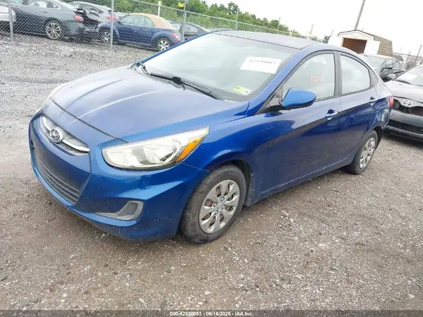 KMHCT4AE8GU062685 2016 HYUNDAI ACCENT - Image 2