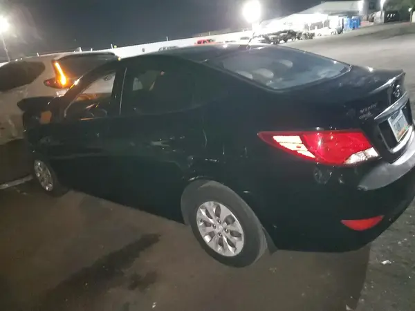 KMHCT4AE8GU065182 2016 HYUNDAI ACCENT - Image 2