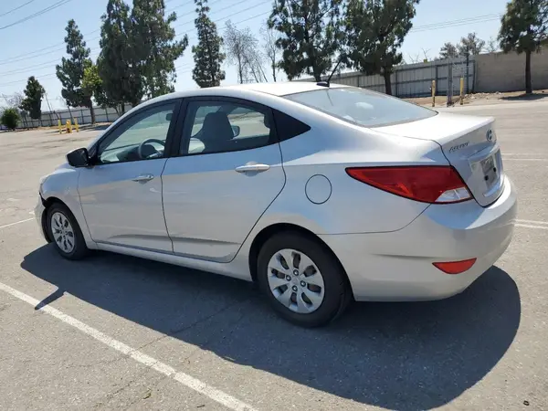 KMHCT4AE8GU071211 2016 HYUNDAI ACCENT - Image 2