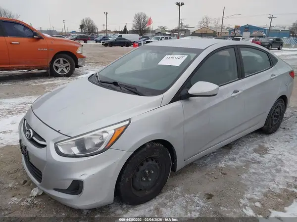 KMHCT4AE8GU074156 2016 HYUNDAI ACCENT - Image 2
