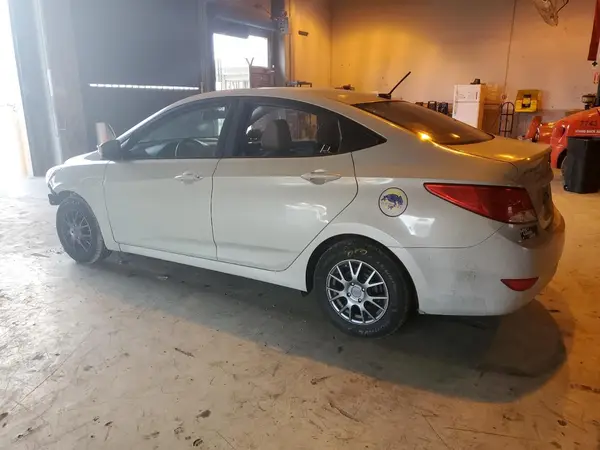 KMHCT4AE8GU076540 2016 HYUNDAI ACCENT - Image 2