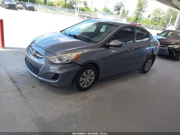 KMHCT4AE8GU085612 2016 HYUNDAI ACCENT - Image 2