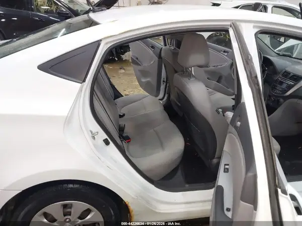 KMHCT4AE8GU118236 2016 HYUNDAI ACCENT - Image 8