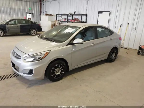 KMHCT4AE8GU121220 2016 HYUNDAI ACCENT - Image 2