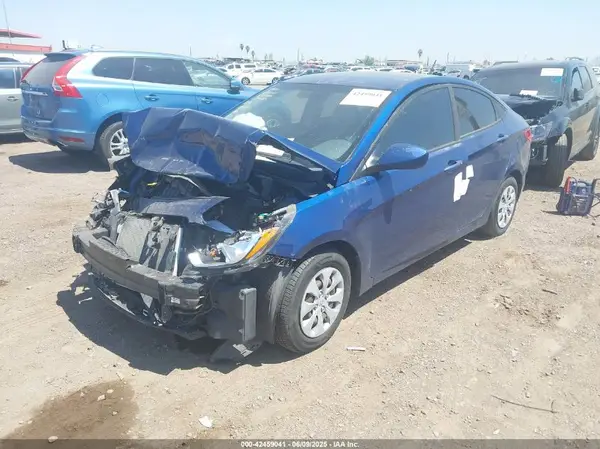 KMHCT4AE8GU124747 2016 HYUNDAI ACCENT - Image 2
