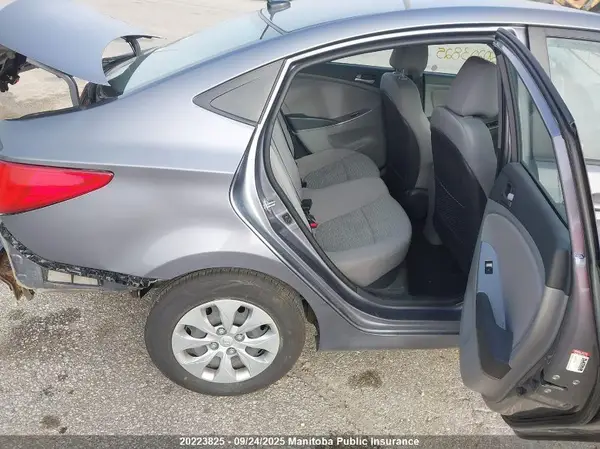 KMHCT4AE8GU140687 2016 HYUNDAI ACCENT - Image 8