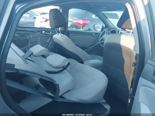 KMHCT4AE8GU147364 2016 HYUNDAI ACCENT - Image 8