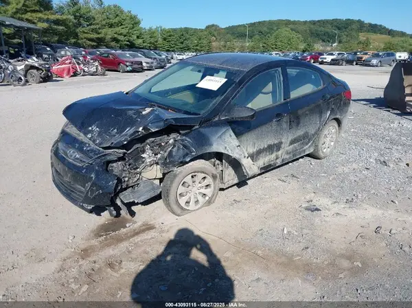 KMHCT4AE8GU159918 2016 HYUNDAI ACCENT - Image 2