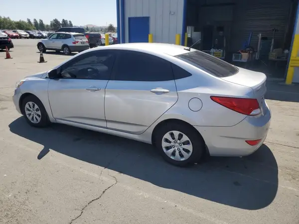KMHCT4AE8GU958386 2016 HYUNDAI ACCENT - Image 2