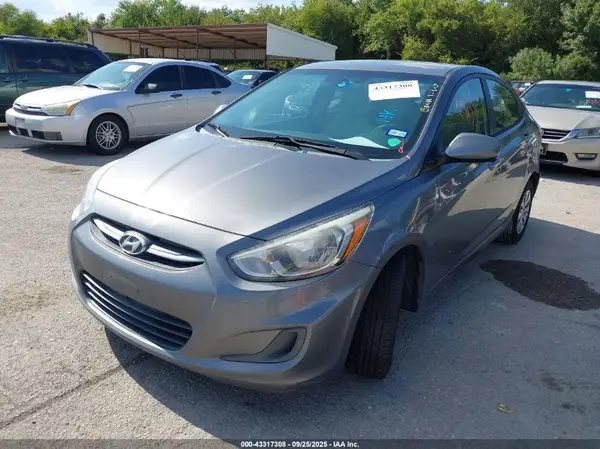 KMHCT4AE8GU962096 2016 HYUNDAI ACCENT - Image 2
