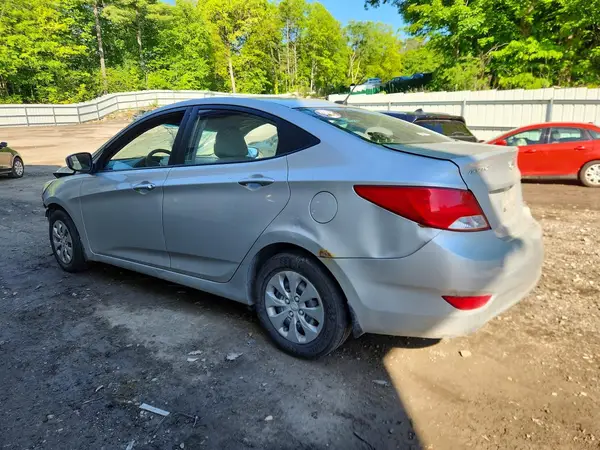KMHCT4AE8GU968352 2016 HYUNDAI ACCENT - Image 2