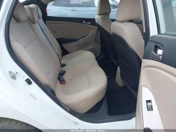 KMHCT4AE8GU969100 2016 HYUNDAI ACCENT - Image 8