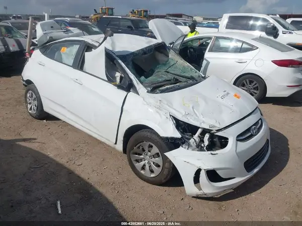 KMHCT4AE8GU976080 2016 HYUNDAI ACCENT - Image 1