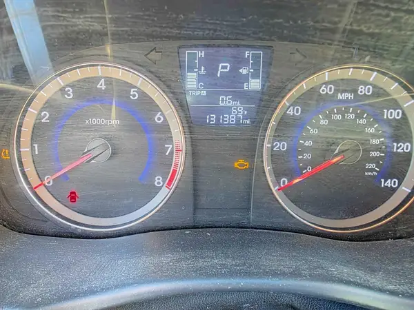 KMHCT4AE8GU980565 2016 HYUNDAI ACCENT - Image 8