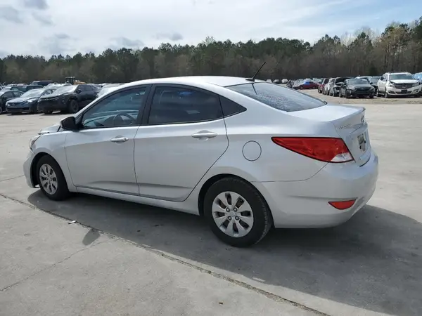 KMHCT4AE8GU983076 2016 HYUNDAI ACCENT - Image 2