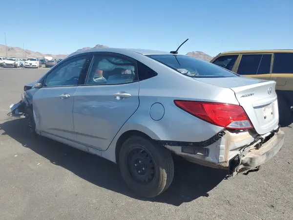 KMHCT4AE8HU168569 2017 HYUNDAI ACCENT - Image 2