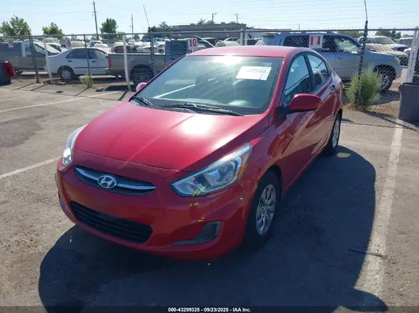 KMHCT4AE8HU169074 2017 HYUNDAI ACCENT - Image 2