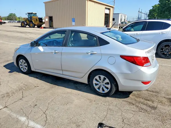 KMHCT4AE8HU172816 2017 HYUNDAI ACCENT - Image 2